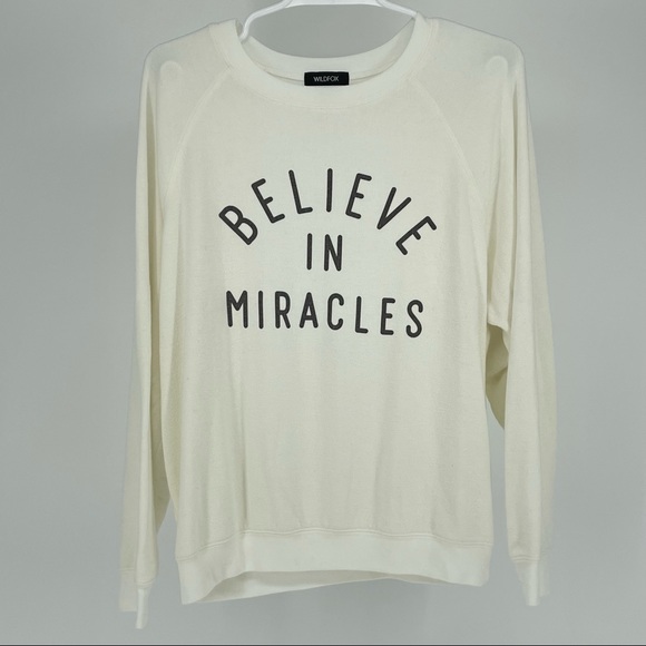 WILDFOX BELIEVE IN MIRACLES BAGGY BEACH JUMPER PULLOVER SWEATSHIRT WHITE CREAM S - Picture 4 of 8